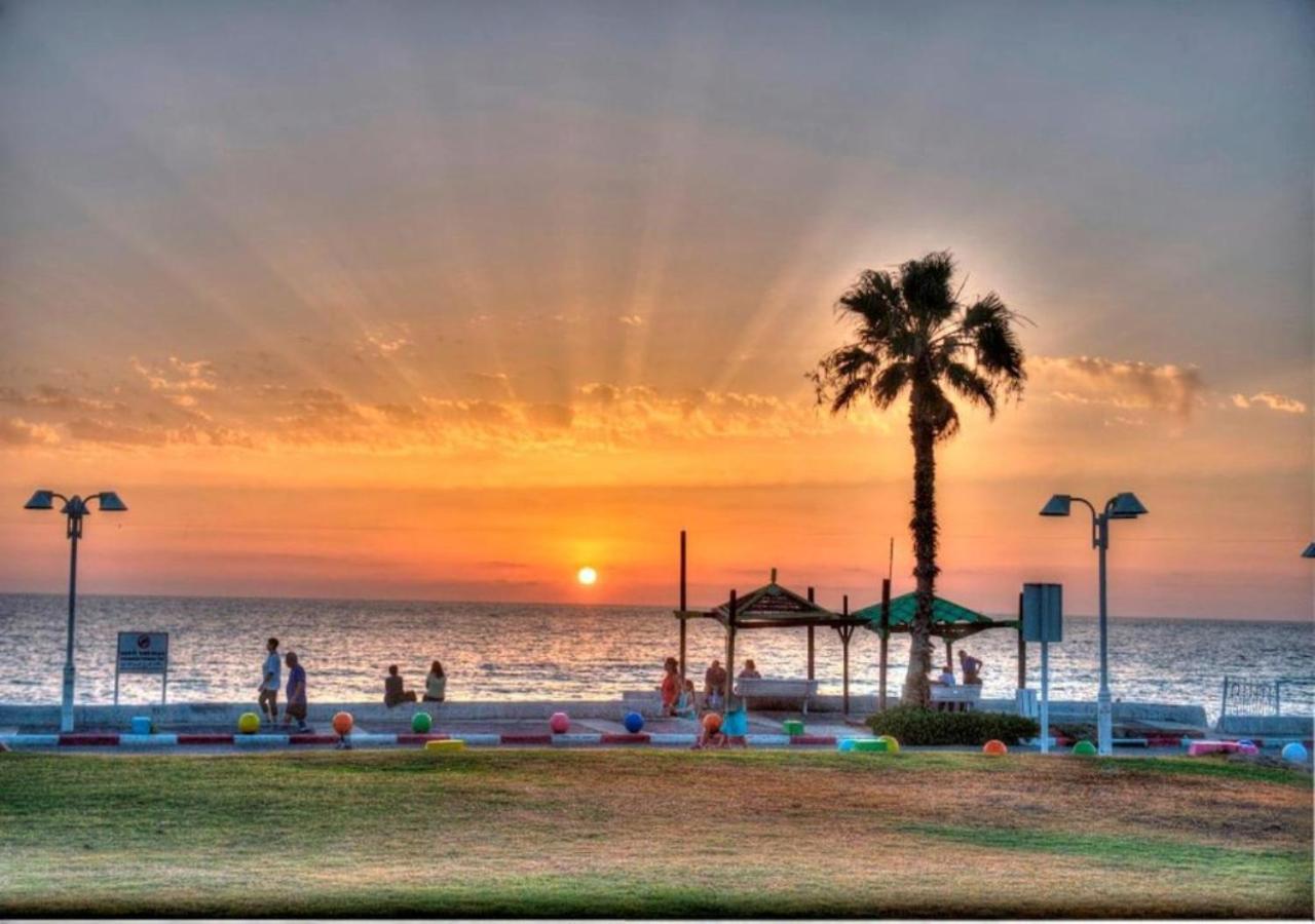 Balfour Sea View City Center Nahariya Exterior foto