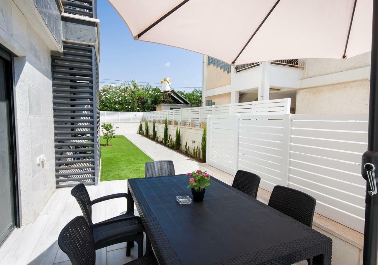 Balfour Sea View City Center Nahariya Exterior foto