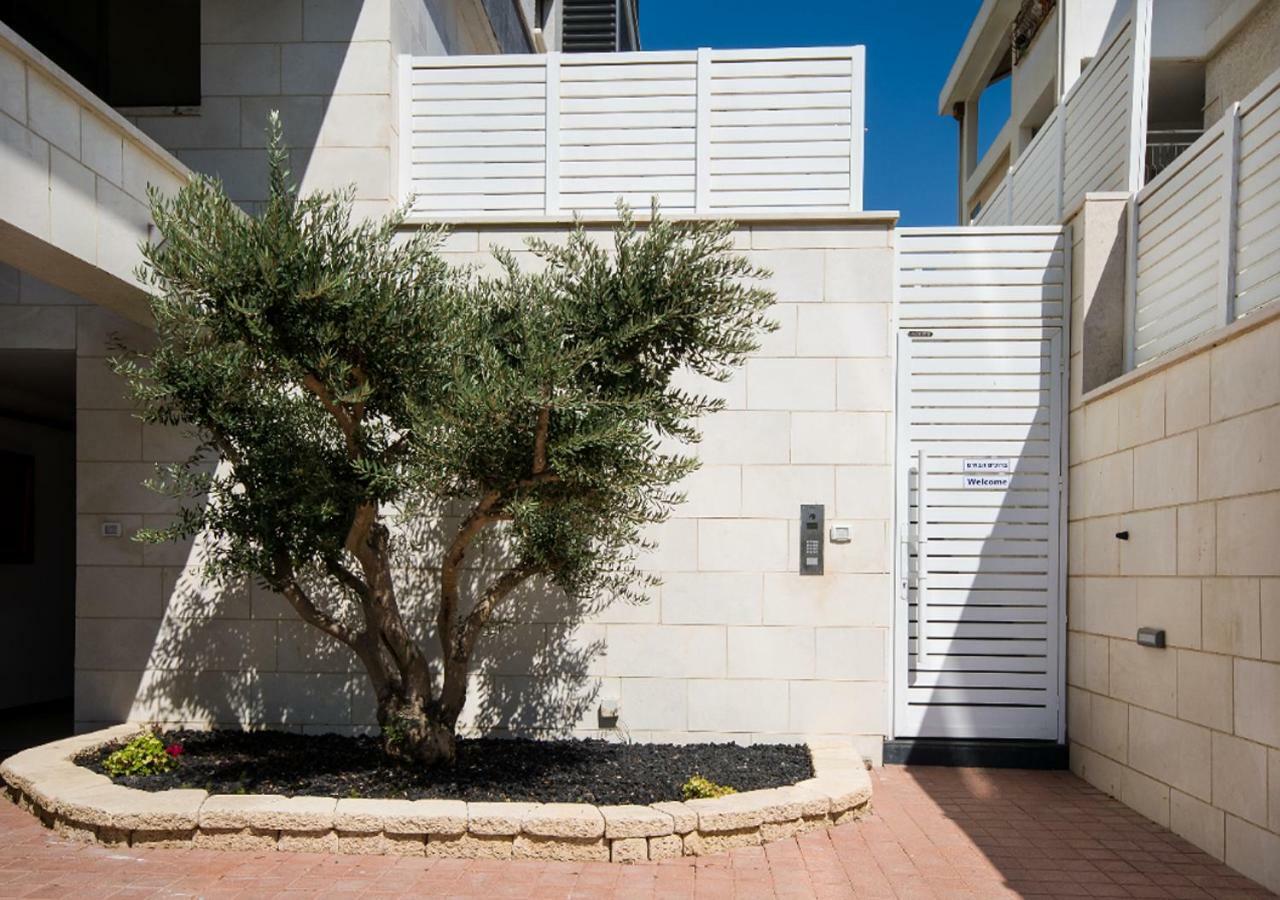 Balfour Sea View City Center Nahariya Exterior foto
